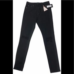 Pretty Little Things Petite Knee Rip slim 8